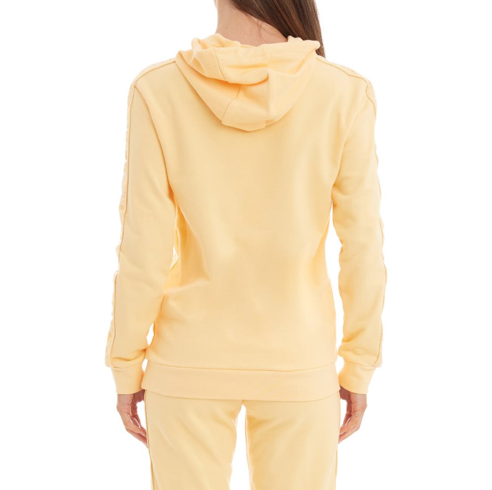 Kappa 222 Banda Thebundaberg Hoodie Light Yellow White | 23154-PKWM